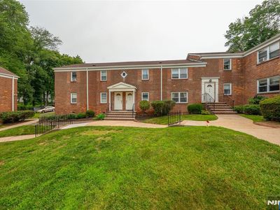 Property at 161 Knickerbocker Rd APT C, Englewood, NJ