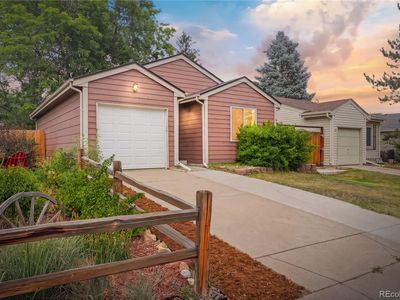 5623 W 76th Drive