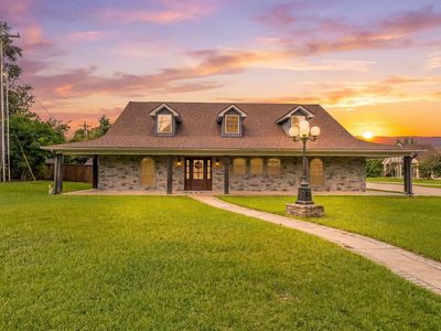 2275 Belfast Way