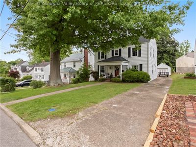 Property at 306 Monroe St, South Charleston, WV