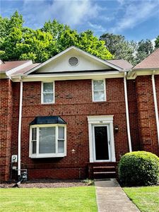 10 Huntington Place Dr