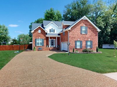 1611 Woodhaven Ct