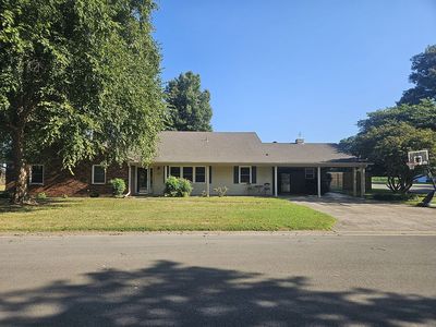 601 Saint Peter Dr