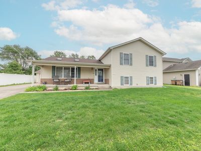 4613 Clairmont Dr
