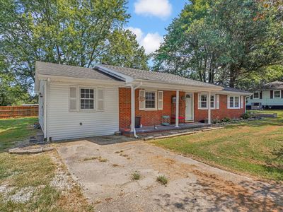 Property at 2005 Pinewood Ln, Madisonville, KY