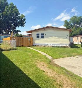 12 Golden Butte Dr