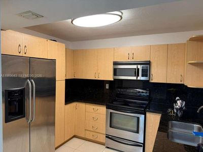 2750 NE 183rd St APT 1201