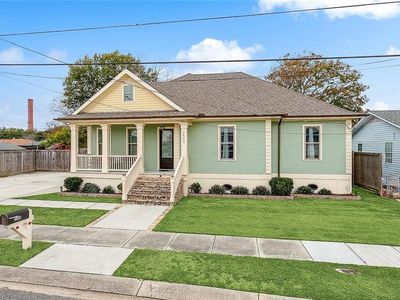 Property at 2500 Culotta St, Chalmette, LA