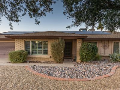 2638 E DESERT COVE Avenue