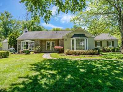487 Knollwood Dr
