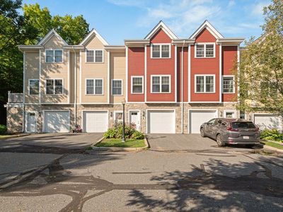 18 Saint Marys Way #18