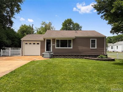 1 Winsted Pl