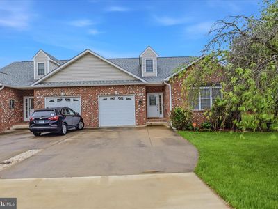 309 Brookline Dr