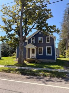 8 Genesee St