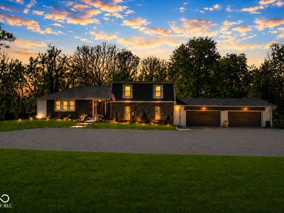 5726 Cooper Rd