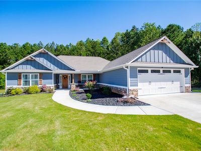142 Lawrence Dr