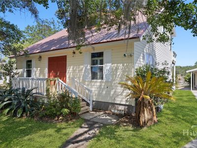 95 Circle Drive