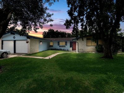 2114 FORT DONELSON DR