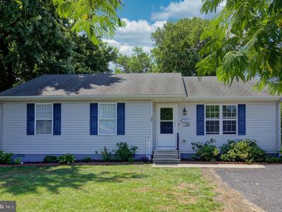 102 W East St