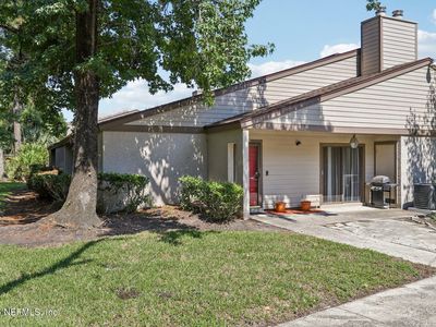 8300 PLAZA GATE Lane #1124