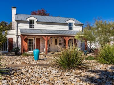 1207 N Oak Cliff Blvd