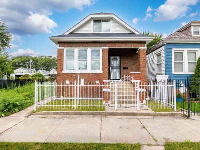 6438 S Hoyne Ave
