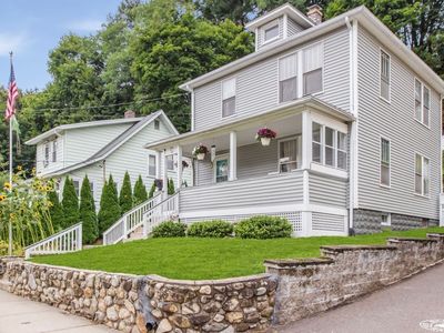 51 Francis Ave