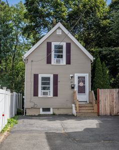 20 Ames St