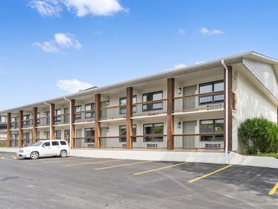 405 Veterans Boulevard #108 BLDG B