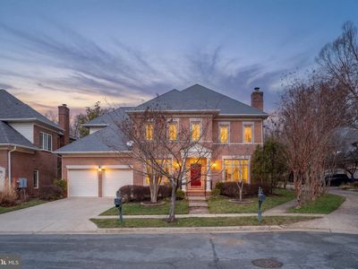 6723 Honesty Dr