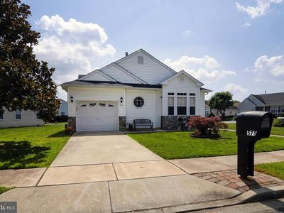 575 Riviera Dr