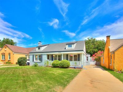 2305 NW 28th St