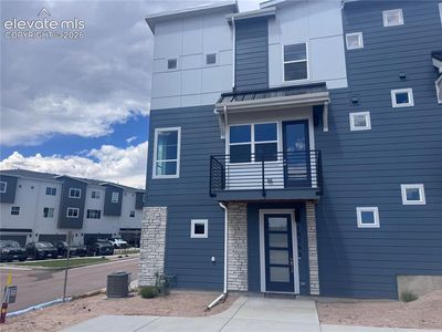10565 Helenite Pt