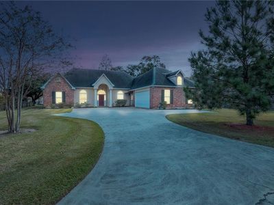 18697 Manchac Highlands Dr