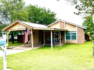 402 N 12th