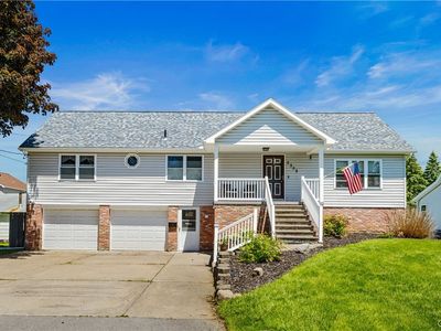 2352 Douglas Ave