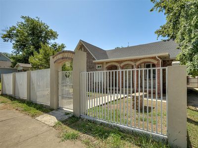 1316 NW 12th St