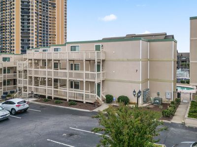 9661 Shore Dr. #C-32