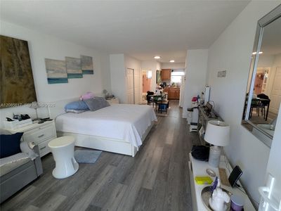 158 Ocean Dr APT 203