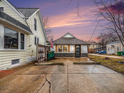 Property at 215 W Main St, Kirkland, IL