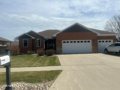 1432 Mayfair Dr