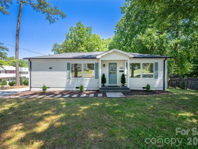 Property at 445 Oakwood Ave, Mooresville, NC