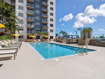 1110 NW 1st St #313