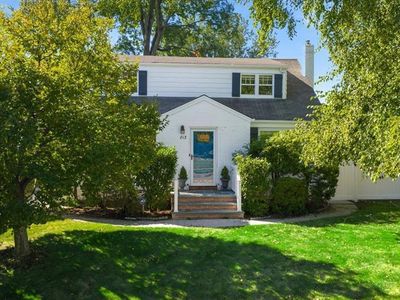 813 Ridgewood Avenue