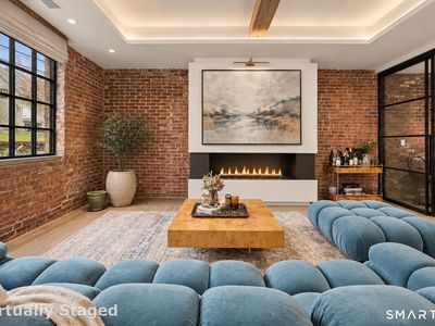 41 Richmondville Avenue #105