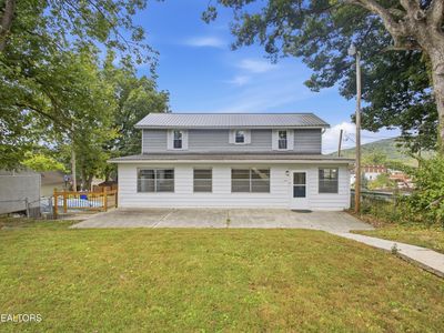 409 Walden Ave