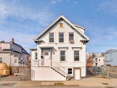 33 Johnson St