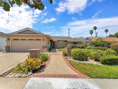 12211 Groveland Ave