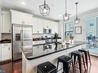 24523 Glenville Grove Ter