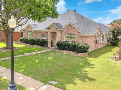 10809 River Oaks Dr